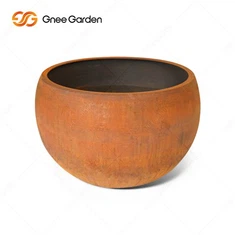 Сферна баштенска садница