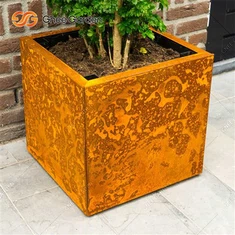 Челичне саксије отпорне на временске услове